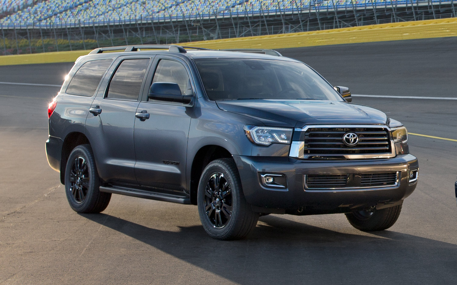 Toyota Sequoia Limited 2018 SUV Drive